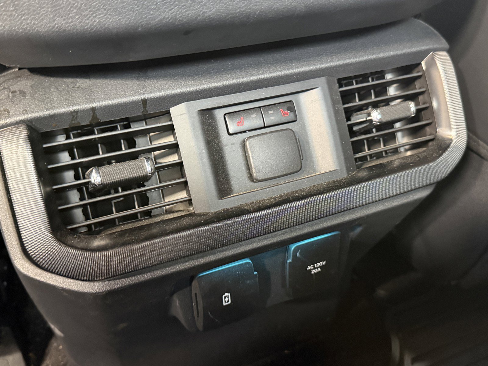 Used 2021 Ford F150 Platinum w/ Equipment Group 701A High AWD/4WD image 31