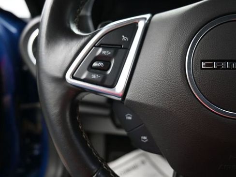 Used 2021 Chevrolet Camaro LT w/ Technology Package RWD image 16