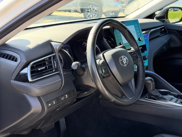 Certified 2022 Toyota Camry SE w/ Convenience Package FWD image 12