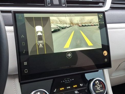 Used 2022 Jaguar F-PACE S image 20