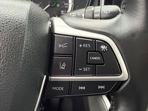 Certified 2023 Toyota Highlander LE FWD image 26
