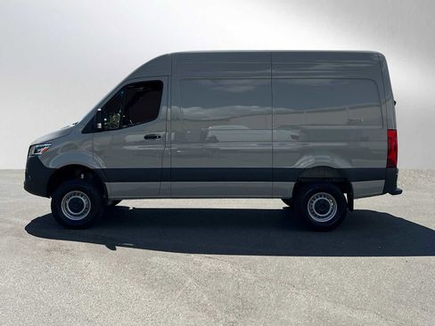 Used 2026 Mercedes-Benz Sprinter 2500 image 6