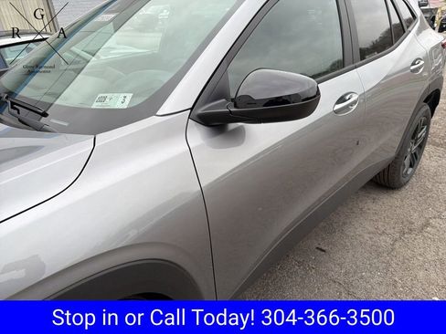 New 2026 Chevrolet Trax ACTIV w/ Driver Confidence Package FWD image 12