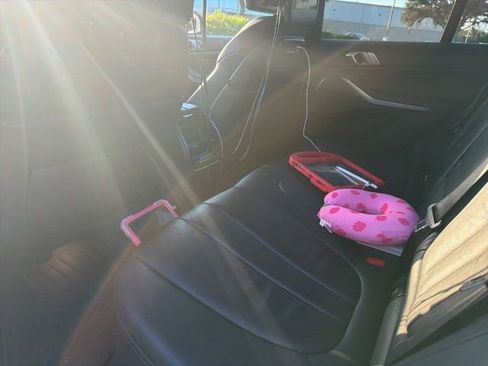 Used 2020 BMW X5 M50i w/ Premium Package image 6