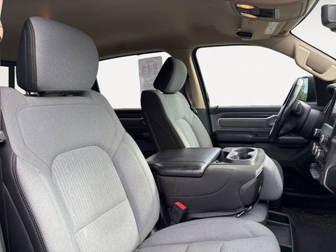 Used 2019 RAM 1500 Big Horn AWD/4WD image 15