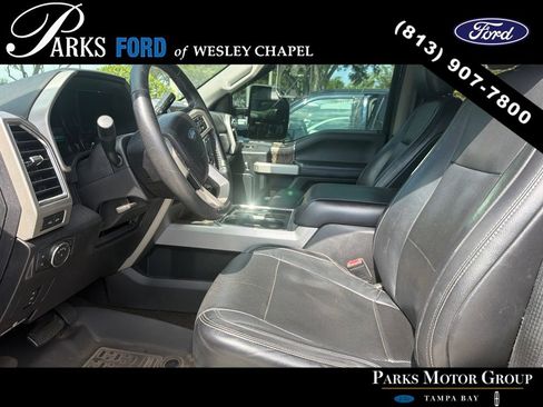 Used 2018 Ford F250 Lariat w/ Lariat Value Package AWD/4WD image 3
