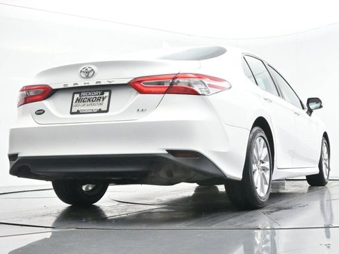 Used 2020 Toyota Camry LE FWD image 44