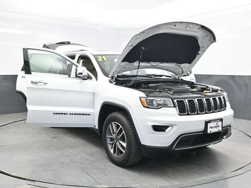 Used 2021 Jeep Grand Cherokee Limited AWD/4WD image 41