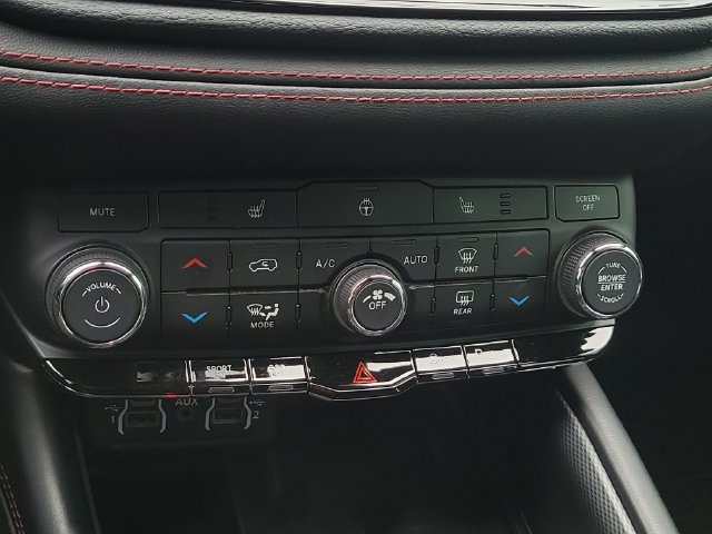 Used 2021 Dodge Durango R/T w/ Blacktop Package AWD/4WD image 36