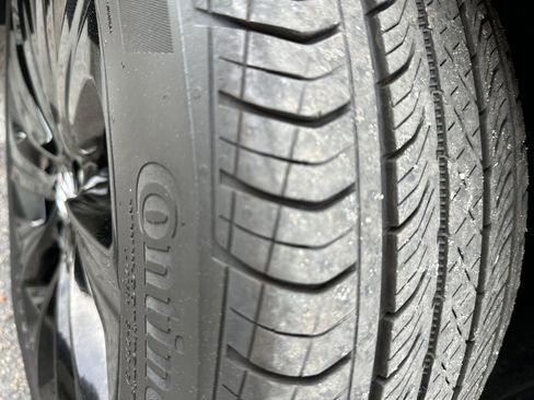 Used 2025 Buick Envista Sport Touring w/ Convenience I Package FWD image 7