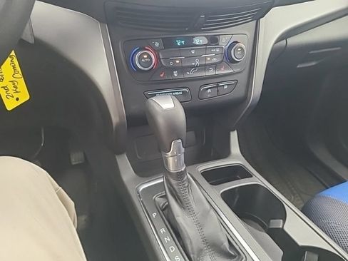 Used 2017 Ford Escape SE w/ SE Leather Comfort Package FWD image 16