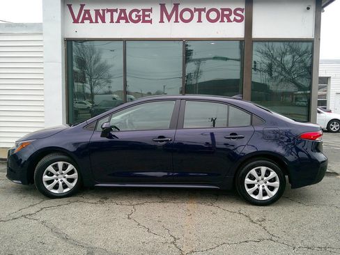 Used 2024 Toyota Corolla LE image 8