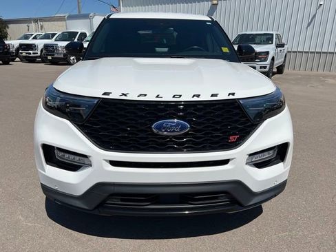 Used 2022 Ford Explorer ST w/ Equipment Group 401A image 7