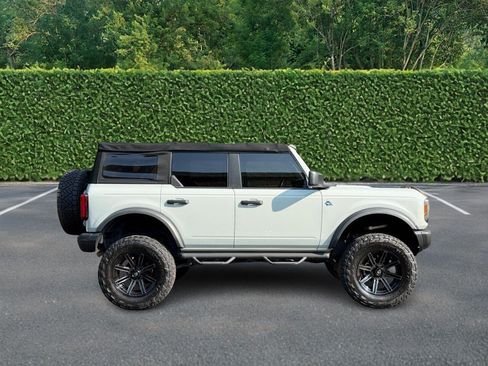 Used 2023 Ford Bronco Black Diamond AWD/4WD image 2