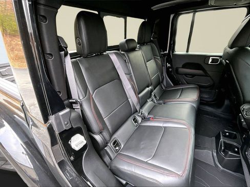 New 2026 Jeep Gladiator Rubicon AWD/4WD image 9