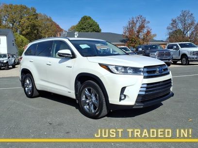 Used 2019 Toyota Highlander Limited Platinum