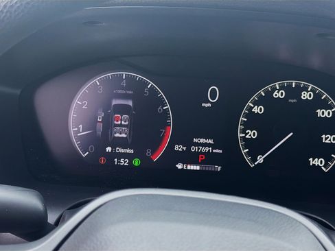 Used 2024 Honda HR-V LX image 11