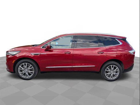 Used 2023 Buick Enclave Essence w/ Experience Buick Package FWD image 7