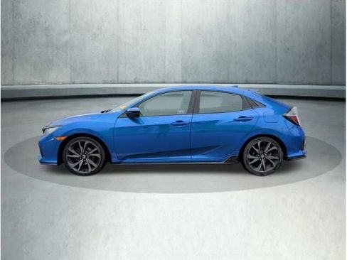Used 2018 Honda Civic Sport image 2