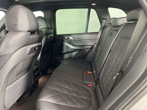 New 2026 BMW X5 xDrive40i w/ M Sport Package image 18