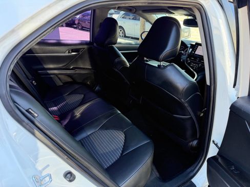 Used 2022 Toyota Camry SE image 27