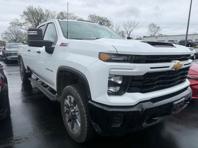 Used 2025 Chevrolet Silverado 2500 Custom w/ Custom Value Package