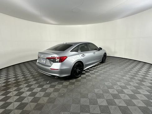 Used 2023 Honda Civic Sport image 6