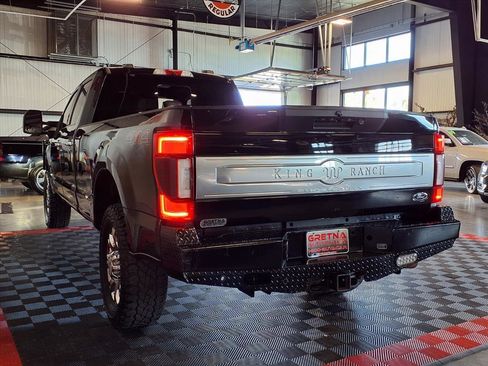 Used 2020 Ford F350 King Ranch w/ King Ranch Ultimate Package image 4