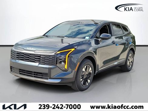 New 2026 Kia Sportage LX image 3