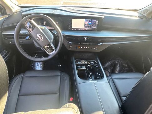 Used 2025 Nissan Murano SL image 22