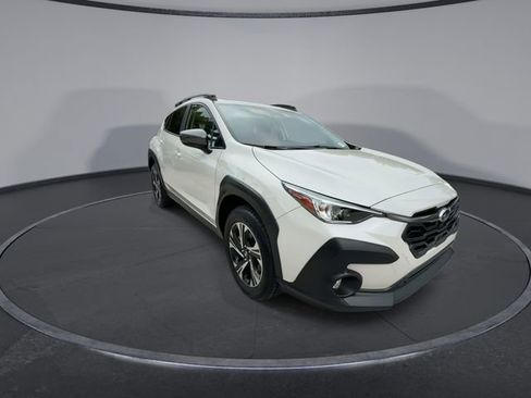 Used 2025 Subaru Crosstrek 2.0i Premium AWD/4WD image 2