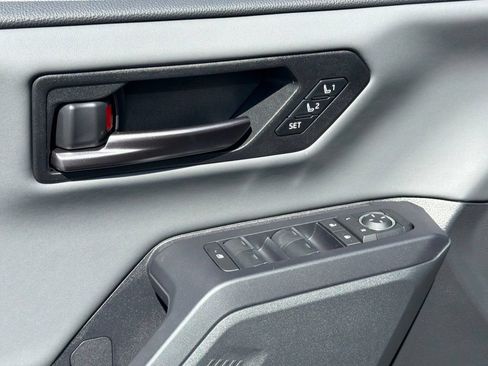 New 2026 Toyota RAV4 XSE AWD/4WD image 19