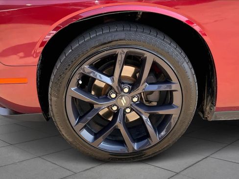 Used 2021 Dodge Challenger SXT w/ Blacktop Package image 10