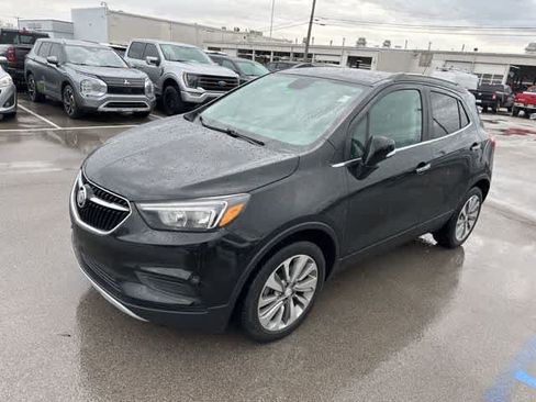 Used 2019 Buick Encore Preferred image 2