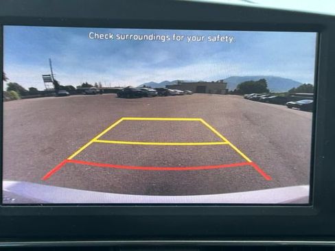 Used 2023 Hyundai Elantra SEL FWD image 14
