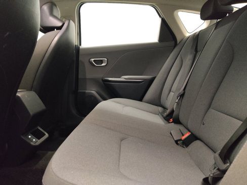 Used 2025 Kia K4 FWD image 18