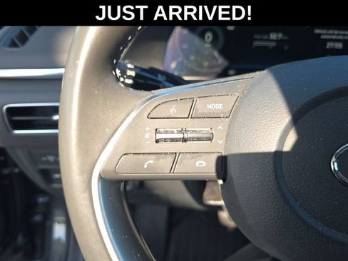 Certified 2023 Hyundai Sonata SEL w/ Convenience Package FWD image 12