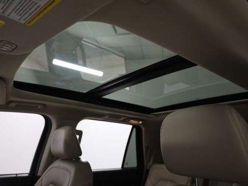 Certified 2024 Ford Expedition Limited image 14