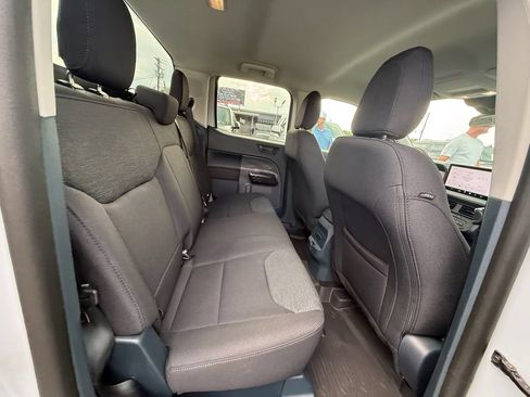 Used 2025 Ford Maverick XL FWD image 21