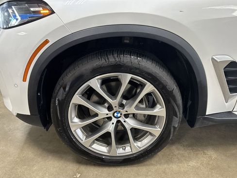 Used 2024 BMW X5 xDrive40i AWD/4WD image 33