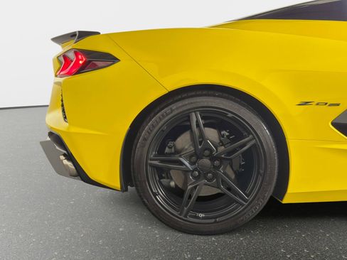 Used 2022 Chevrolet Corvette Stingray Preferred Conv w/ Battery Protection Package RWD image 20