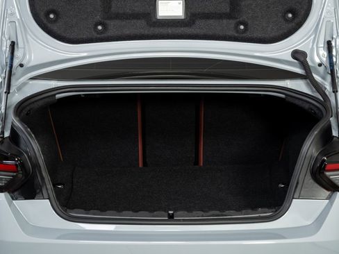 Used 2024 BMW 230i xDrive Coupe w/ Premium Package image 27