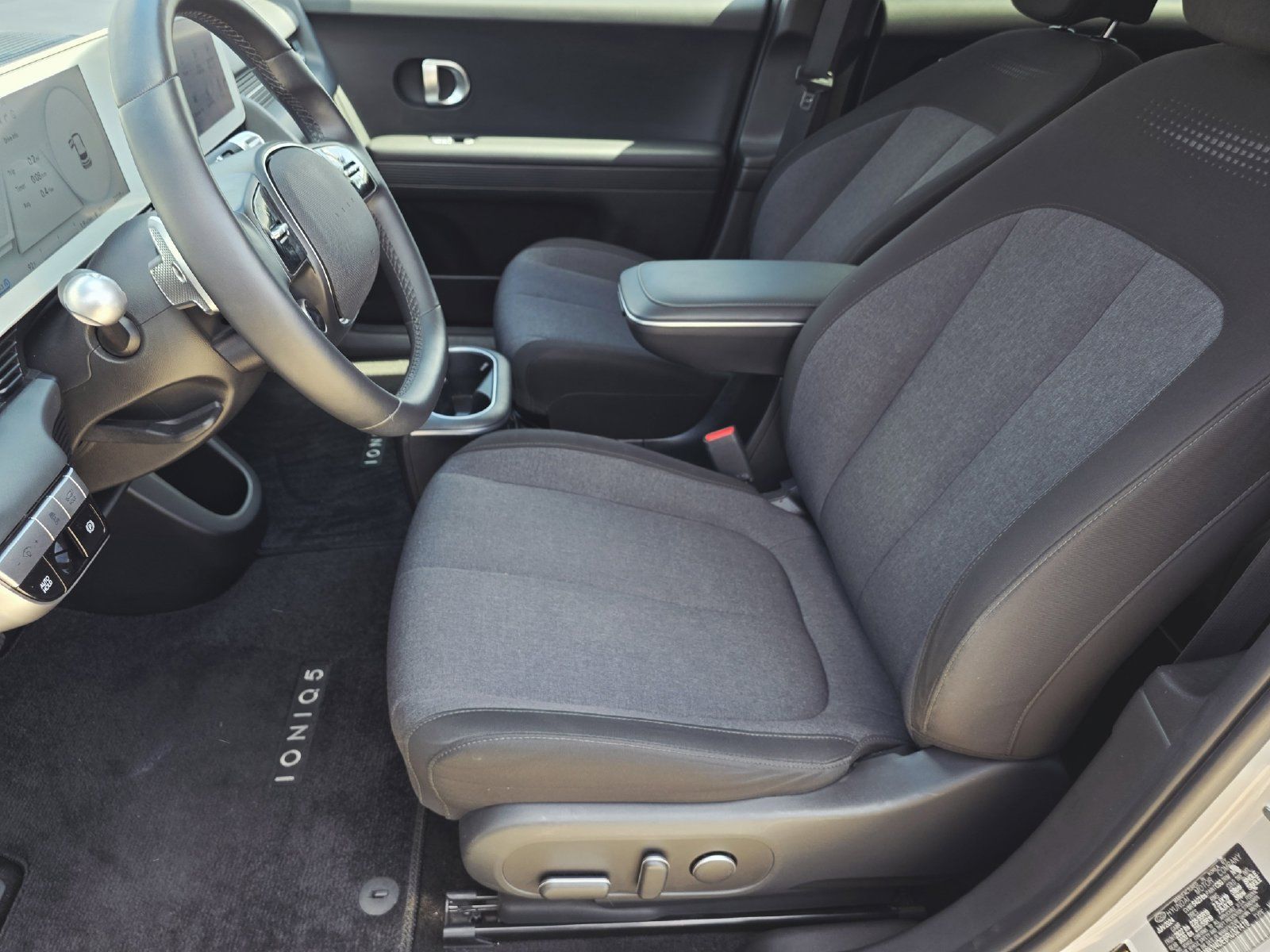 Used 2024 Hyundai Ioniq 5 SEL RWD image 12