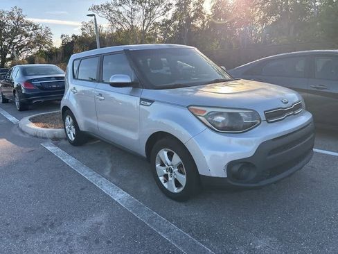 Used 2017 Kia Soul image 4