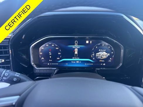 Used 2026 Chevrolet Silverado 1500 LT w/ Safety Package AWD/4WD image 14