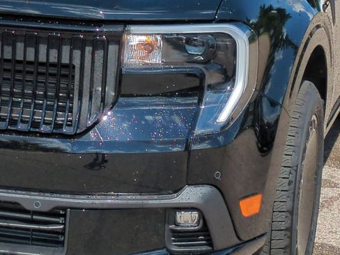 New 2025 Ford Maverick Lobo image 11