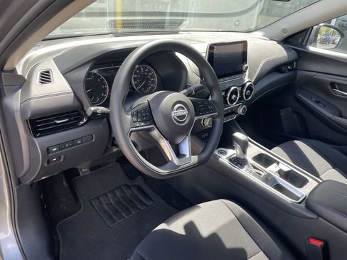 Used 2025 Nissan Sentra SV w/ Trunk Package FWD image 18