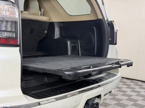 Used 2019 Toyota 4Runner Limited AWD/4WD image 27