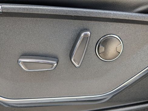 Used 2023 Ford F150 Lightning Lariat w/ Max Trailer Tow Package image 20