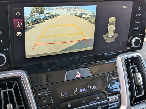Used 2023 Kia Sorento S image 20